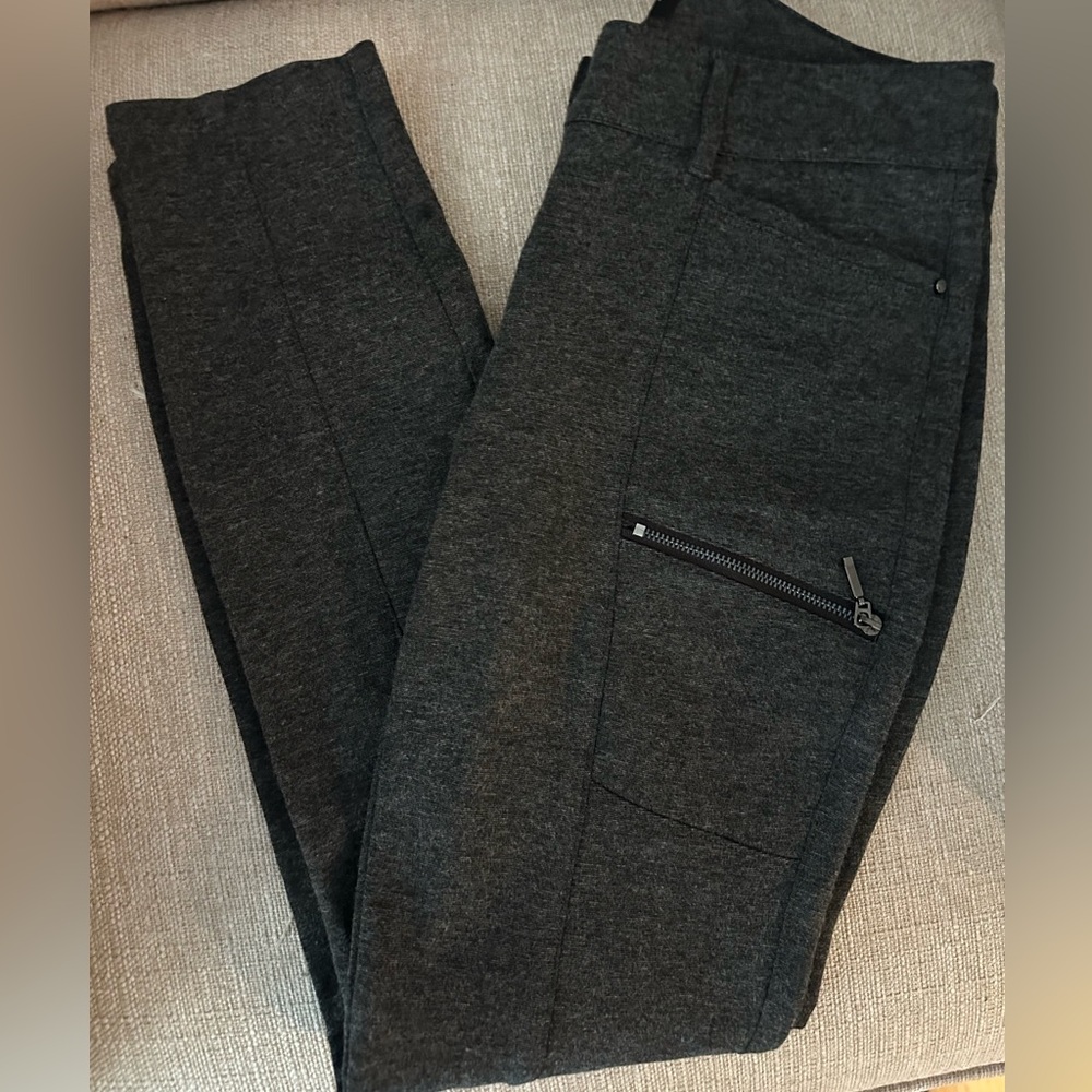White House, Black market women’s Charcoal Gray Pants